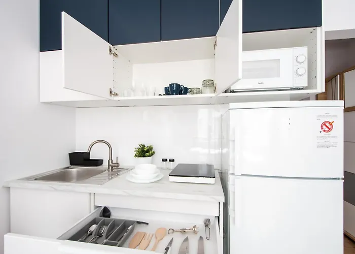 Unitapartments Zachodnia Ochota - Kompaktowe, Wygodne شقة وارسو