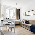 Apartment Unitapartments Zachodnia Ochota - Kompaktowe, Wygodne *